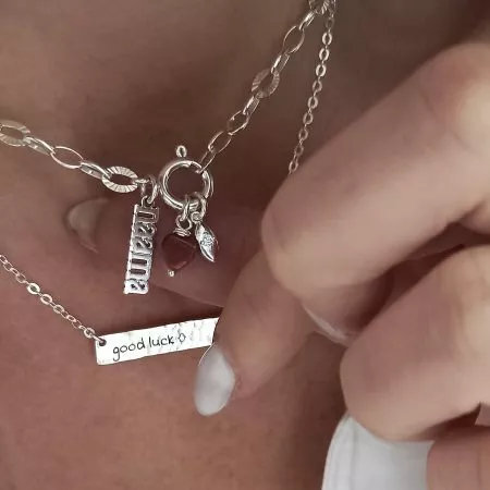 שרשרת צ'ארמס-שמות