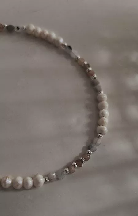 שרשרת מונסטון ופנינים