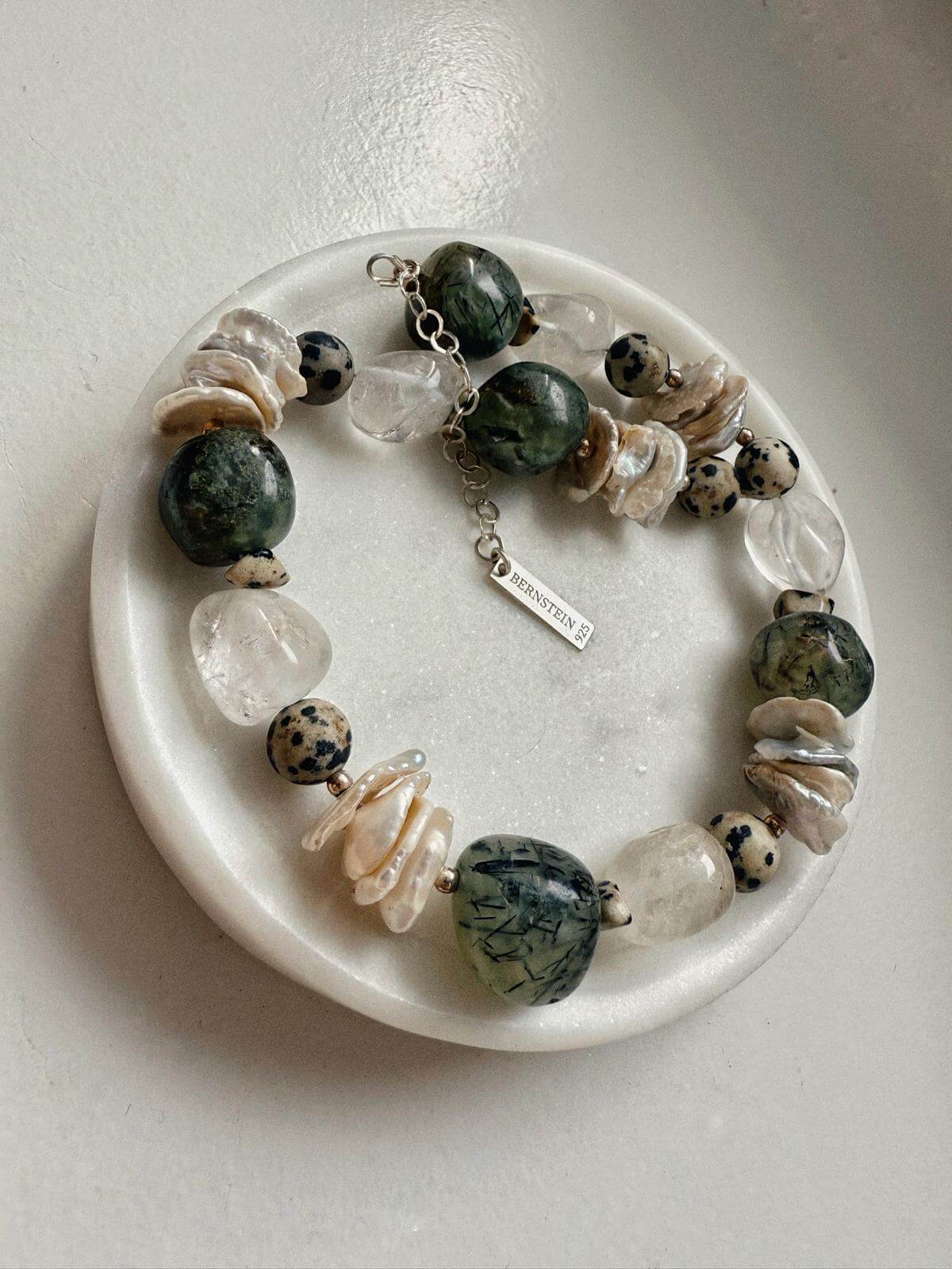 שרשרת פנינים פריהנייט