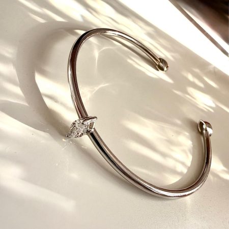 צמיד קשיח שיבוץ מרקיזה